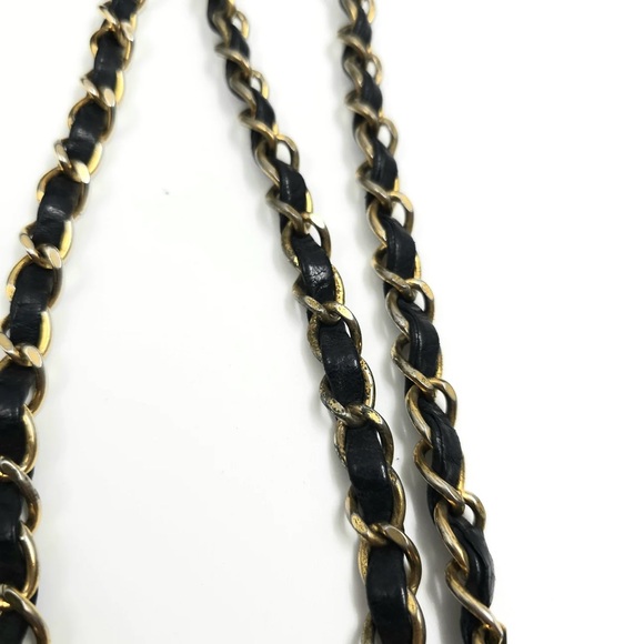 Sale!CHANEL Diana Flap Bag Lambskin Medium Size - Picture 16 of 16